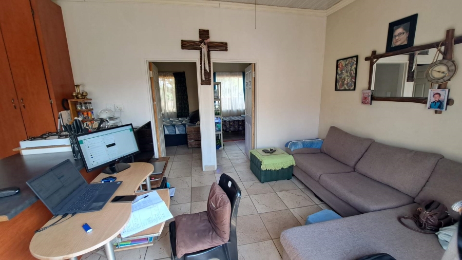 4 Bedroom Property for Sale in Uitsig Free State